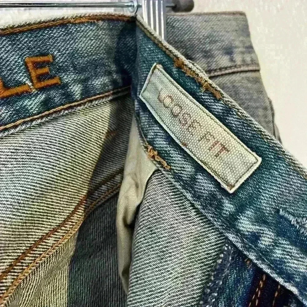 American Eagle Outfitters Loose Fit Bootcut Light Wash Jeans Size 38x34 - Picture 4 of 6